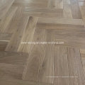 Parquet en bois à chevrons Parquet en bois machiné par chêne